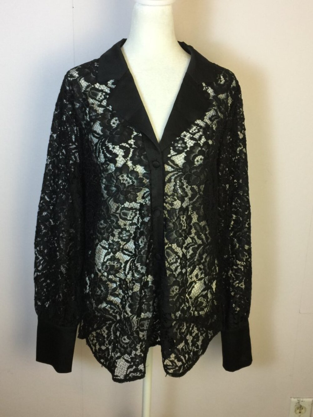 Laundry by Shelli Segal Shirt Blouse Sz L Womans Black Floral Lace Sheer Vtg Y2K